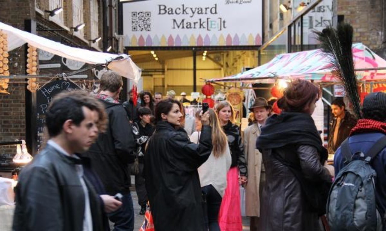 minimal traveler, london street market, Brick Lane Market